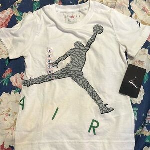 Air Jordan boys tee